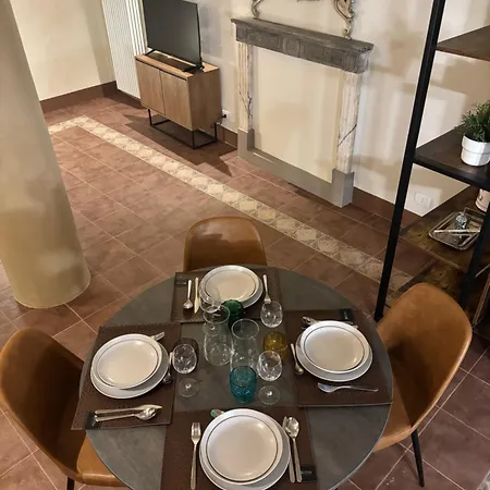 Apartment L'antica Colonna, In Centro Storico