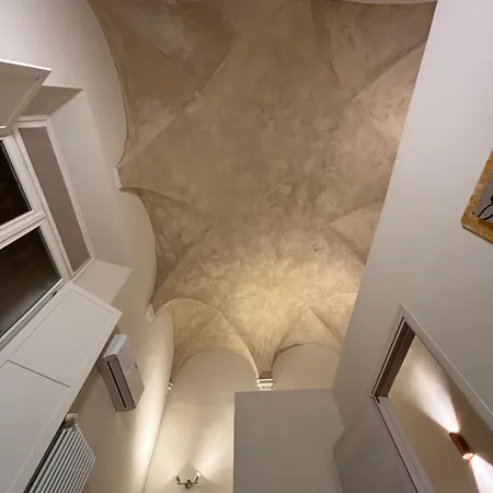Apartment L'antica Colonna, In Centro Storico