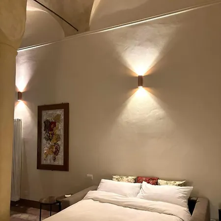 L'antica Colonna, In Centro Storico Parma